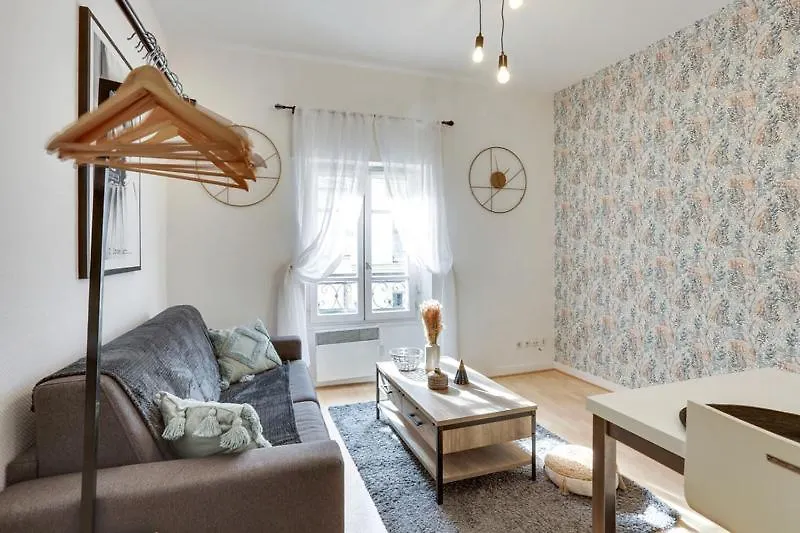 247 Suite Milan - Superb Apartment In Paris.