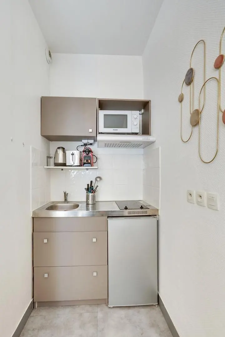 247 Suite Milan - Superb Apartment In Paris.